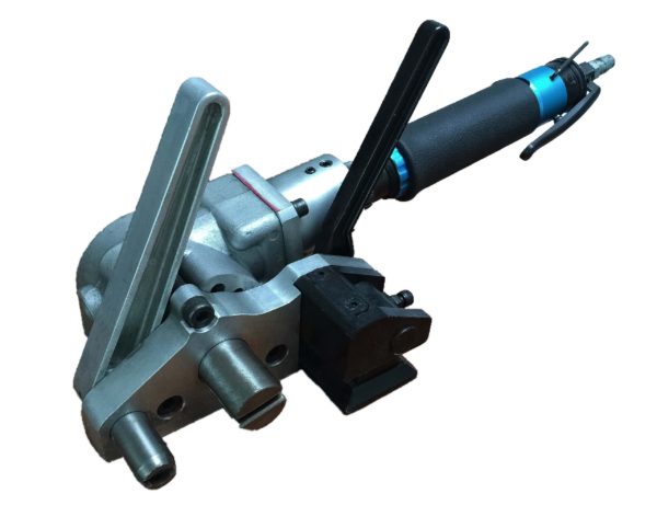 Pneumatic strapping tensioner